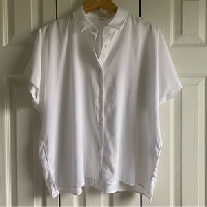 UNIQLO White Short-Sleeve Blouse Button Shirt